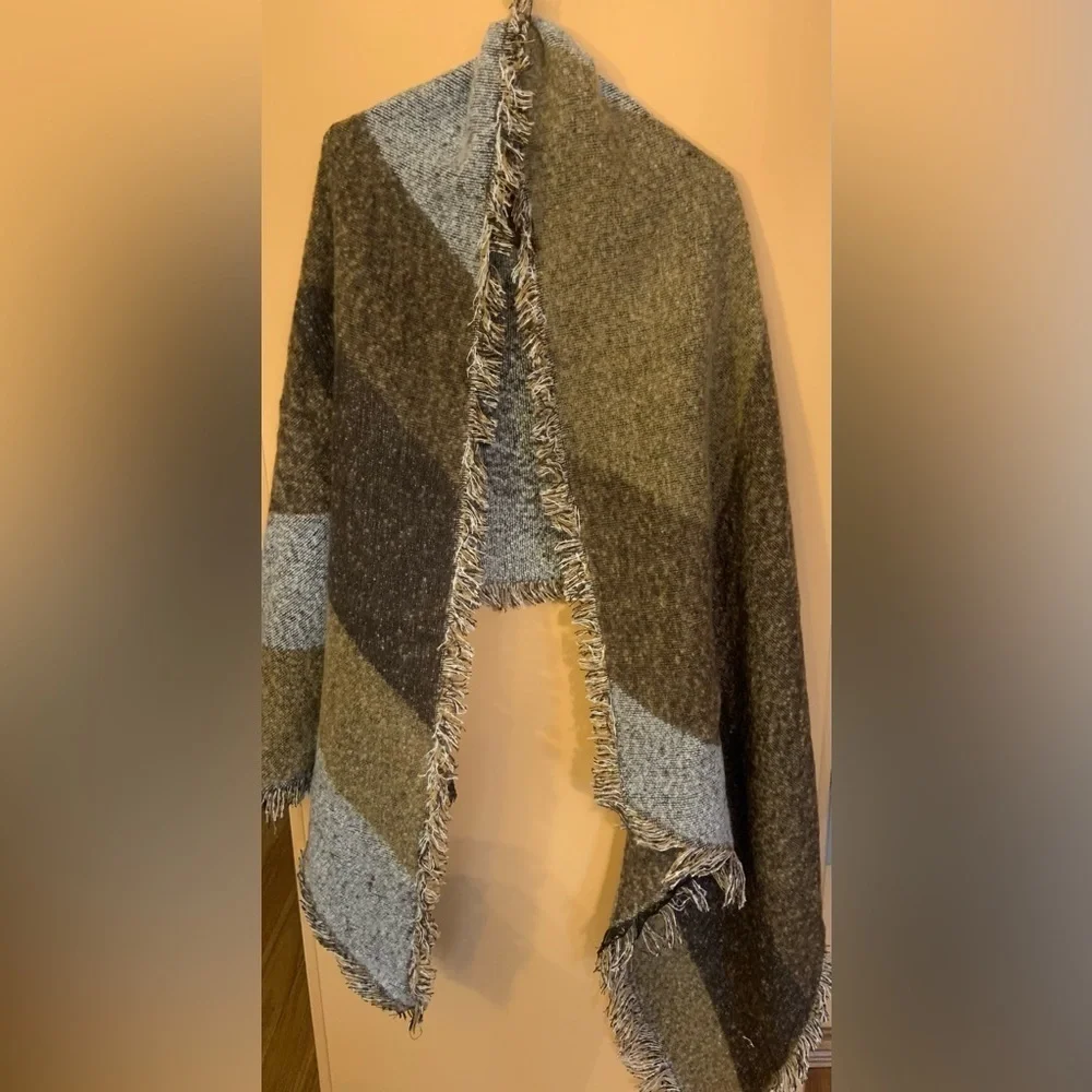 Women's Oversized Soft Warm Wool Blend Plaid Color Block Scarf Wrap